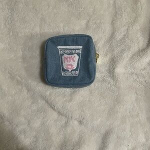 Bleecker Street Exclusive Stoney Clover Lane